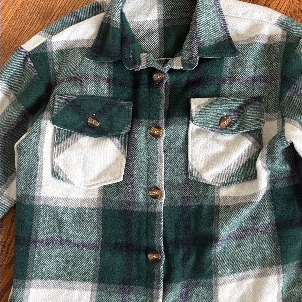 Plaid shacket - Picture 2 of 3